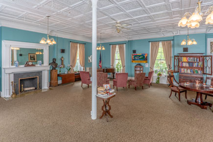 Community room of Vassar Warner Home